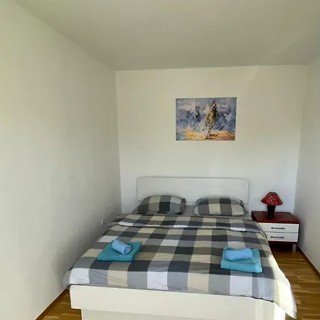 Cosy - Island Apartman